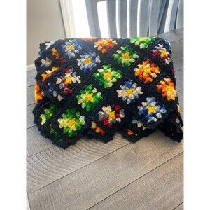 Crochet granny square vintage flower blanket